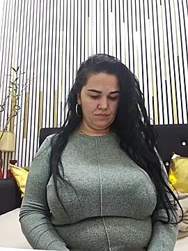 VickyVice online show from February 4, 5:41 pm