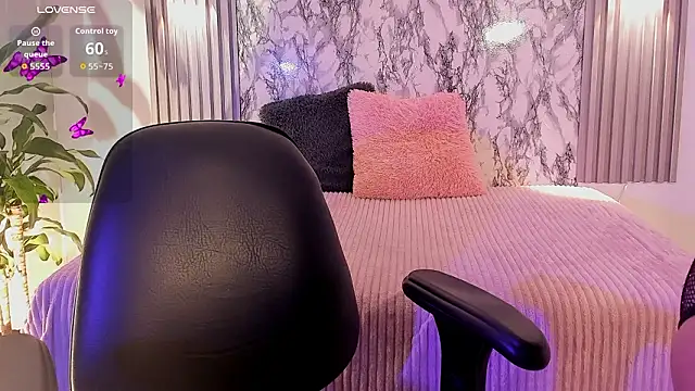 ChloeeMasonn online show from February 20, 11:00 am