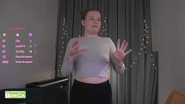 Agatha Gris online show from February 3, 9:20 pm