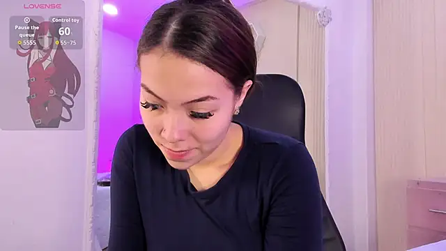 lizzyrossie online show from July 1, 10:09 pm