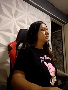 abbyjones211 online show from February 1, 2:15 pm