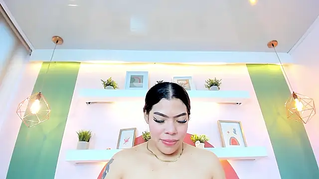 Sophia Salem online show from March 28, 12:05 pm