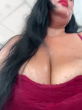 Savage-milf online show from March 22, 4:54 pm