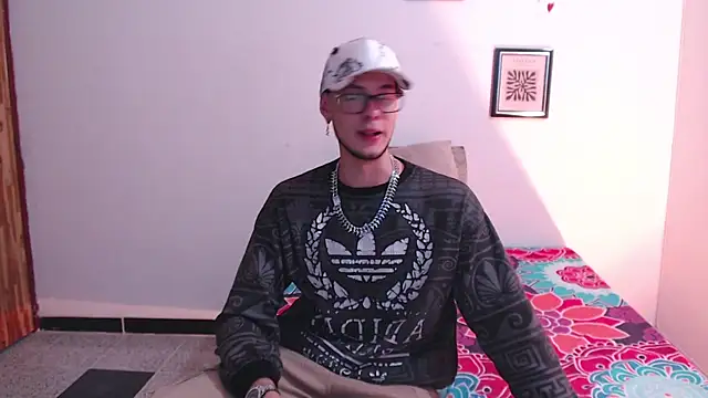 Vlad  night online show from February 19, 3:24 am