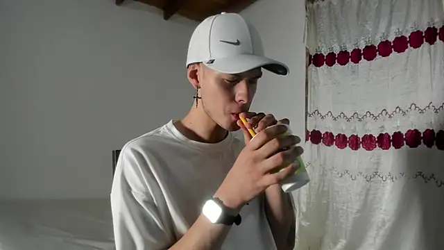 Vlad  night online show from April 27, 3:48 am