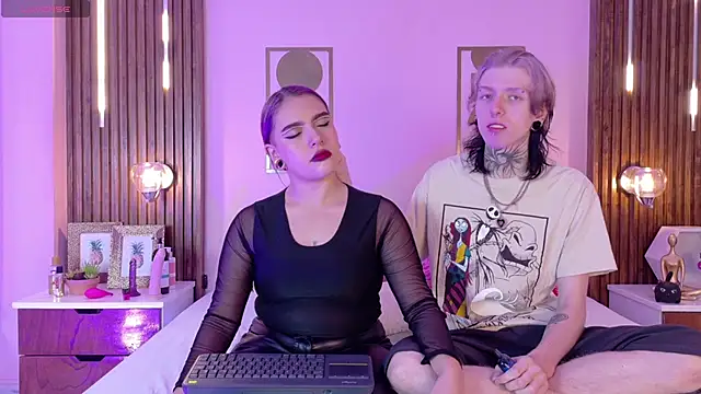 Snapshot of Hanna-Winchester chatting on February 2, 3:27 am Hanna-Winchester online show from February 2, 3:27 am