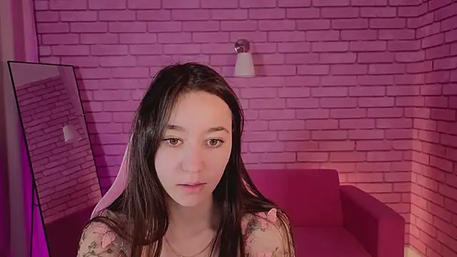 Nicole Brownie online show from February 21, 3:40 am