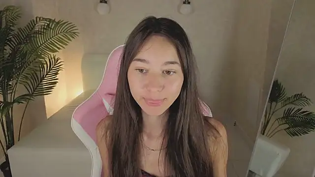 Nicole Brownie online show from June 29, 12:39 am