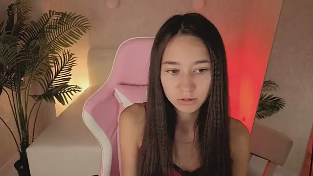 Nicole Brownie online show from July 4, 1:01 am