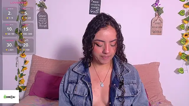 emiily curly online show from May 20, 11:27 am