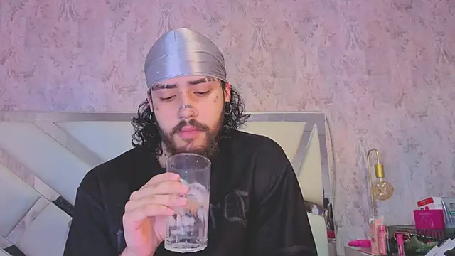 Benny and Mark online show from March 12, 4:07 am