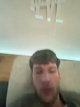 YoungSkinnyBoy20 online show from February 10, 8:13 pm