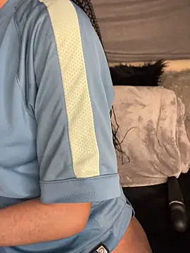 Hot Mess18 online show from May 13, 9:44 pm