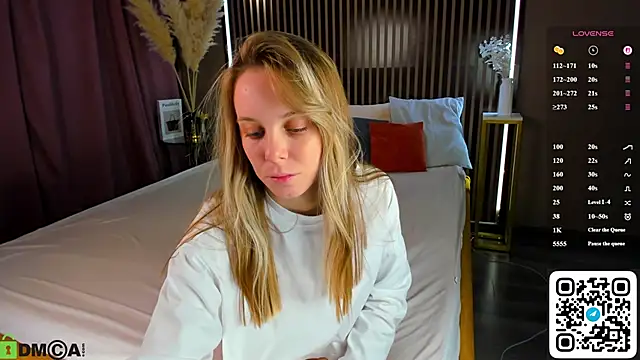 Tesssa Young online show from March 4, 12:49 am