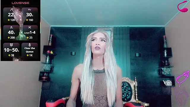 Snapshot of Samantha_Ortega_ chatting on March 16, 11:25 am Samantha Ortega online show from March 16, 11:25 am