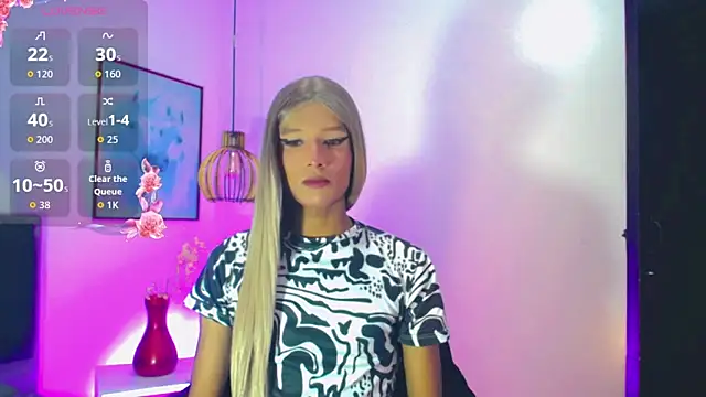 Samantha Ortega  online show from May 15, 4:19 am