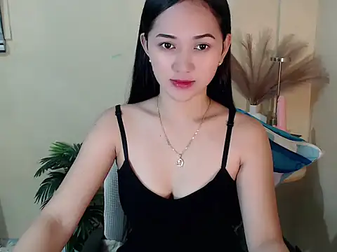 Snapshot of HoneySins_Jane chatting on April 17, 2:09 pm HoneySins Jane online show from April 17, 2:09 pm