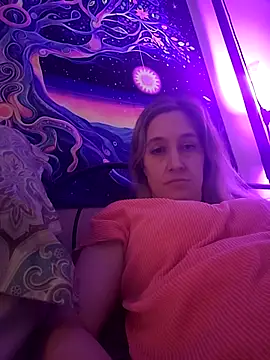 Sunflower0025 online show from March 13, 2:01 pm