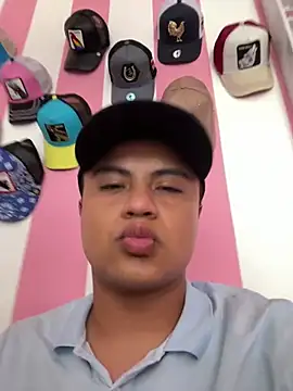 andresmahecha777 online show from March 1, 2:08 pm