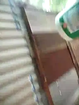 Snapshot of 04_bryan chatting on March 6, 8:05 pm 04 bryan online show from March 6, 8:05 pm