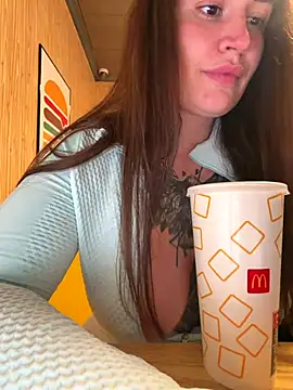 TattooGirlAlia online show from November 4, 7:35 pm