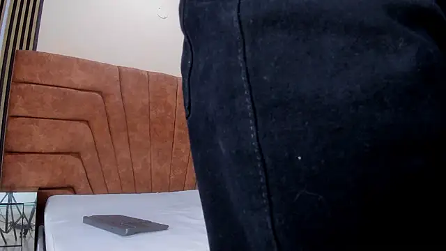 ADHARA SMITH2 online show from February 10, 1:15 pm