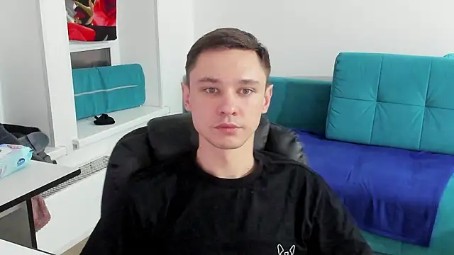 Snapshot of Alexmansuper chatting on March 11, 8:15 pm Alexmansuper online show from March 11, 8:15 pm