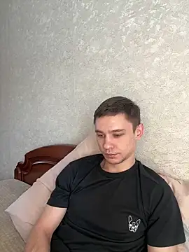 Snapshot of Alexmansuper chatting on March 21, 7:46 am Alexmansuper online show from March 21, 7:46 am