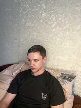 Snapshot of Alexmansuper chatting on March 22, 11:24 am Alexmansuper online show from March 22, 11:24 am