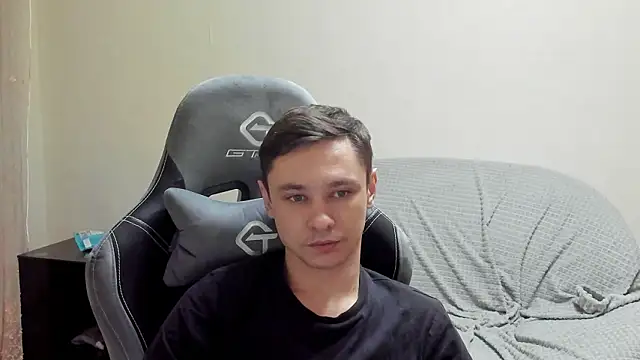 Snapshot of Alexmansuper chatting on March 26, 9:42 pm Alexmansuper online show from March 26, 9:42 pm