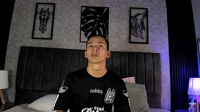 bliinkii and luka  online show from February 4, 3:18 pm