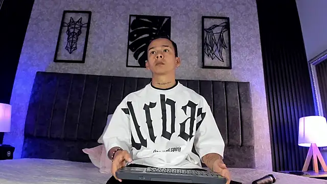 bliinkii and luka  online show from February 5, 3:16 pm