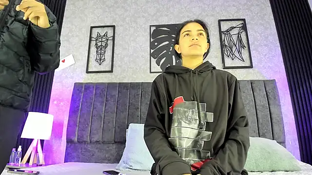 Snapshot of bliinkii_and_luka_ chatting on March 18, 1:14 pm bliinkii and luka online show from March 18, 1:14 pm