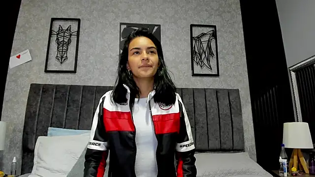 Snapshot of bliinkii_and_luka_ chatting on March 22, 1:03 pm bliinkii and luka online show from March 22, 1:03 pm