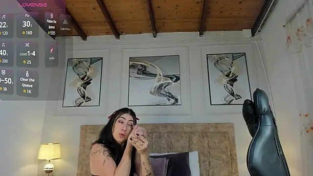 hanna daze online show from March 23, 3:32 am