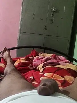 Snapshot of jesse_pinkman99 chatting on January 31, 7:11 pm jesse pinkman99 online show from January 31, 7:11 pm