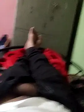 Snapshot of jesse_pinkman99 chatting on February 6, 6:33 pm jesse pinkman99 online show from February 6, 6:33 pm