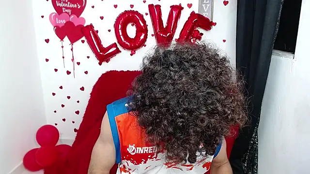 Snapshot of Caius_fox chatting on February 16, 11:06 am Caius fox online show from February 16, 11:06 am