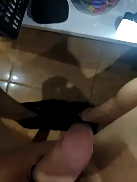 Gustavo52367 online show from April 2, 10:18 pm