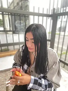 Georgia Pink online show from February 7, 8:34 pm