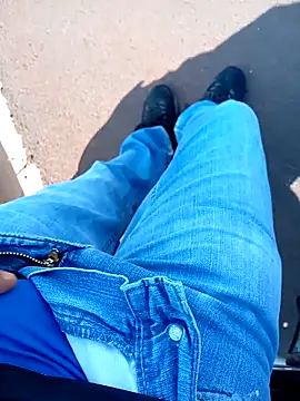 negrim10 online show from March 20, 12:43 pm