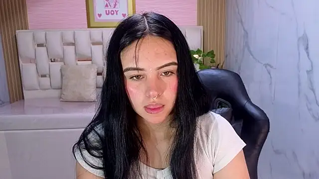Snapshot of sarita_09_s chatting on June 17, 2:58 am sarita 09 s online show from June 17, 2:58 am