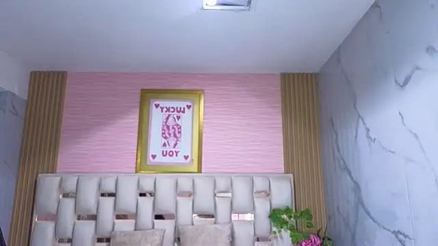 Snapshot of sarita_09_s chatting on June 19, 2:49 am sarita 09 s online show from June 19, 2:49 am