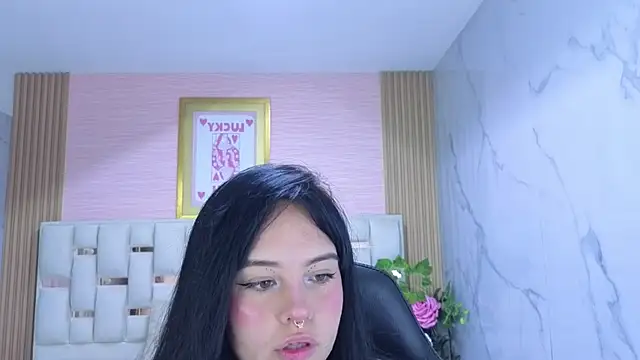 Snapshot of sarita_09_s chatting on June 23, 2:42 am sarita 09 s online show from June 23, 2:42 am