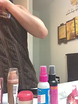 ellianajean online show from March 27, 5:56 pm