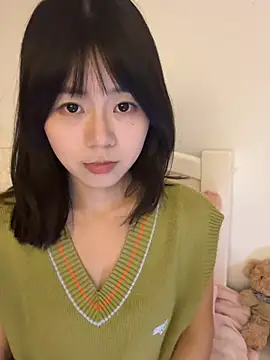 Snapshot of Nana-3 chatting on March 4, 3:51 pm Nana-3 online show from March 4, 3:51 pm