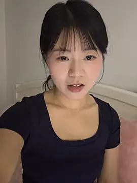 Snapshot of Nana-3 chatting on March 15, 3:18 pm Nana-3 online show from March 15, 3:18 pm