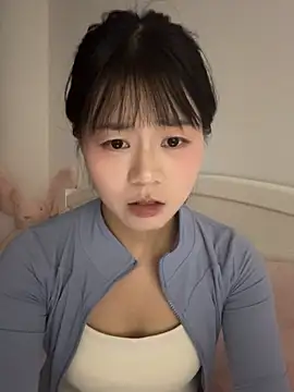 Snapshot of Nana-3 chatting on March 17, 3:26 pm Nana-3 online show from March 17, 3:26 pm