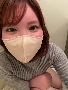  3 mNm 3  online show from March 18, 1:25 pm