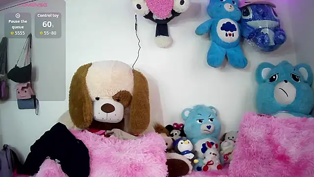 Snapshot of natasha_vesperxx chatting on February 7, 1:15 pm natasha vesperxx online show from February 7, 1:15 pm